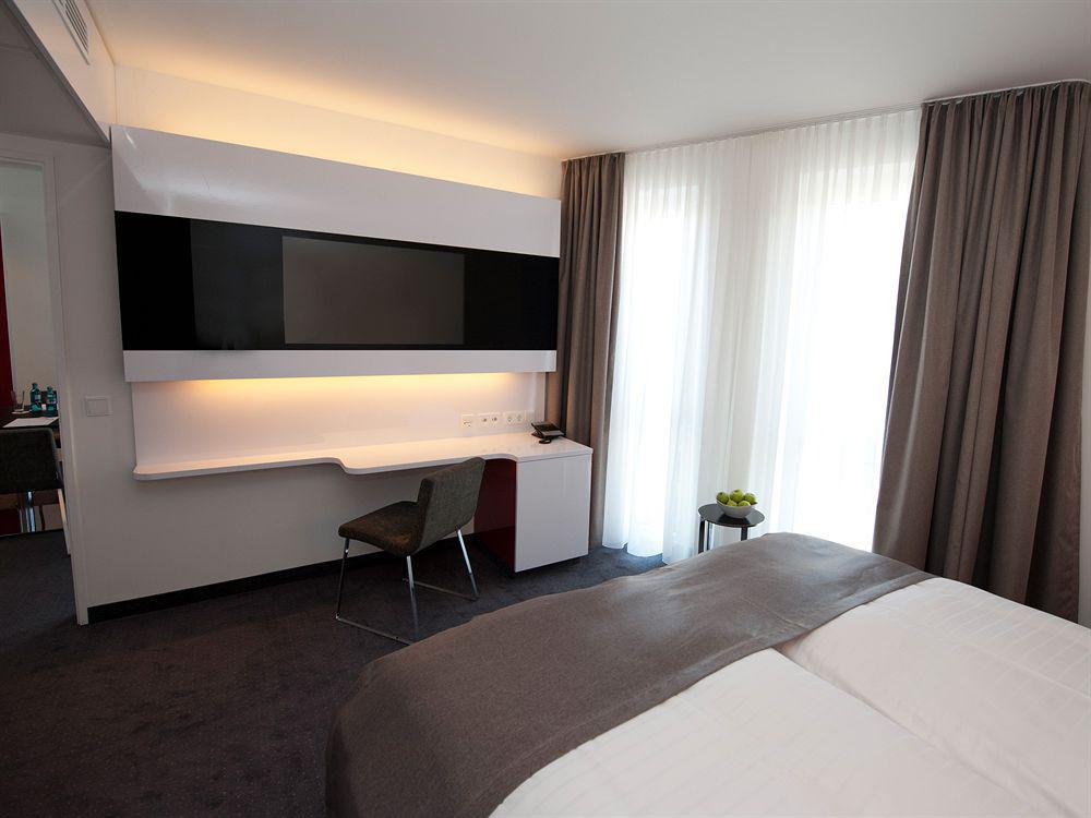 פרנקפורט Dormero Hotel Frankfurt חדר תמונה